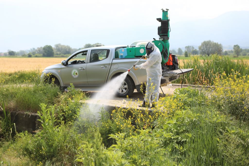 İLAÇLAMA ÇALIŞMALARI DEVAM EDİYOR