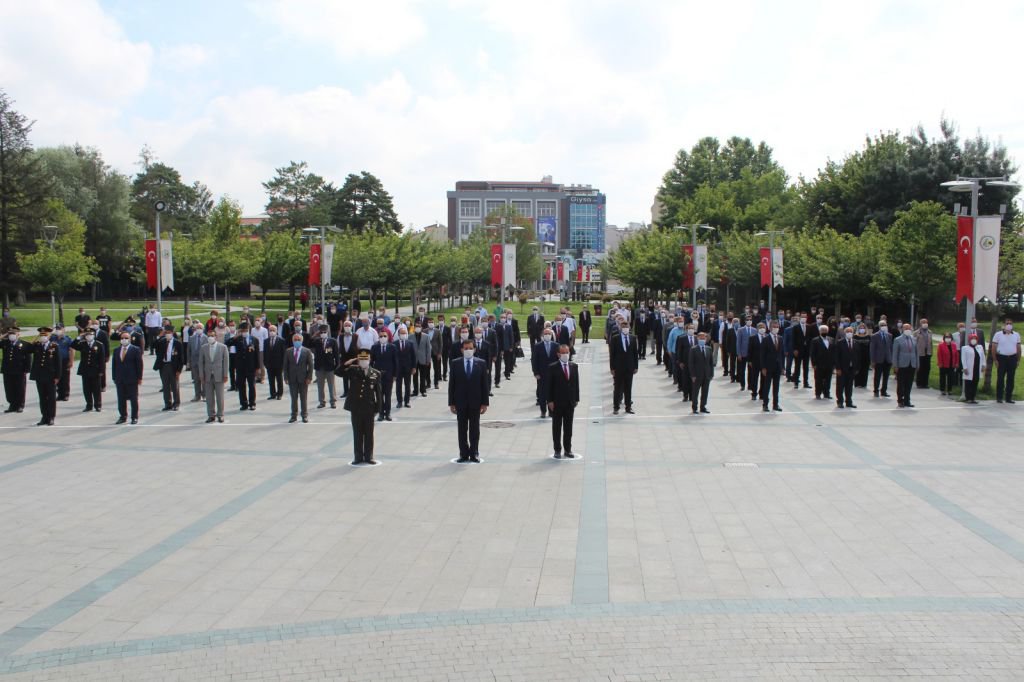 86 YILDIR AYNI GURURLA ATAM..