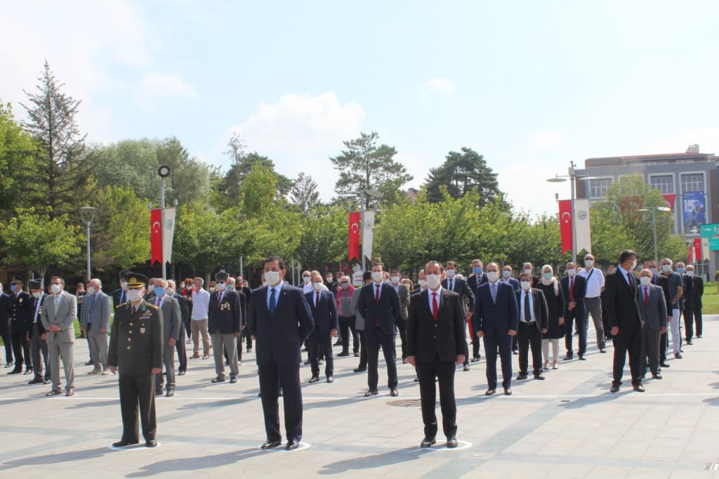 86 YILDIR AYNI GURURLA ATAM..