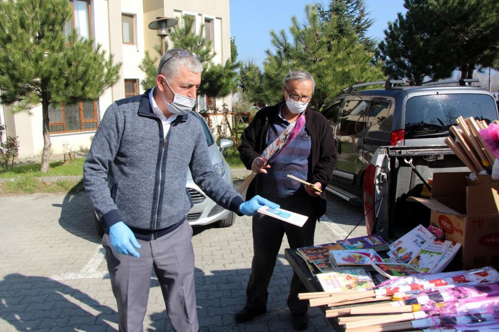 İŞTE ÖRNEK MUHTAR