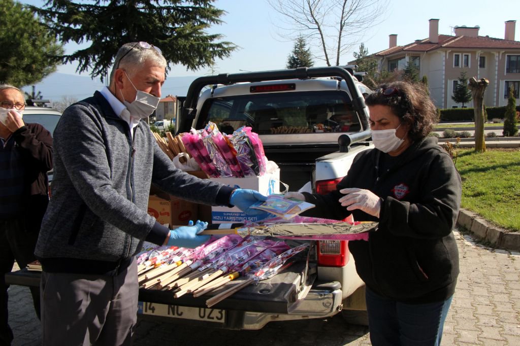 İŞTE ÖRNEK MUHTAR