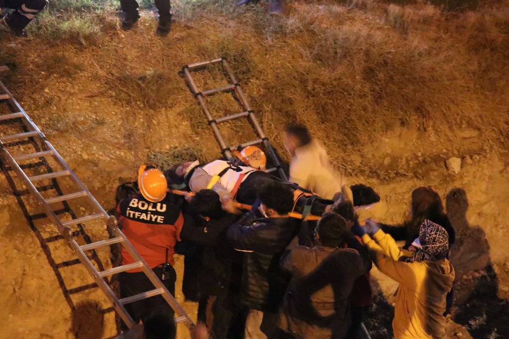 KADIN SÜRÜCÜ NEYE UĞRADIĞINI ŞAŞIRDI