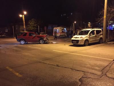 KAFA KAFAYA ÇARPIŞTILAR