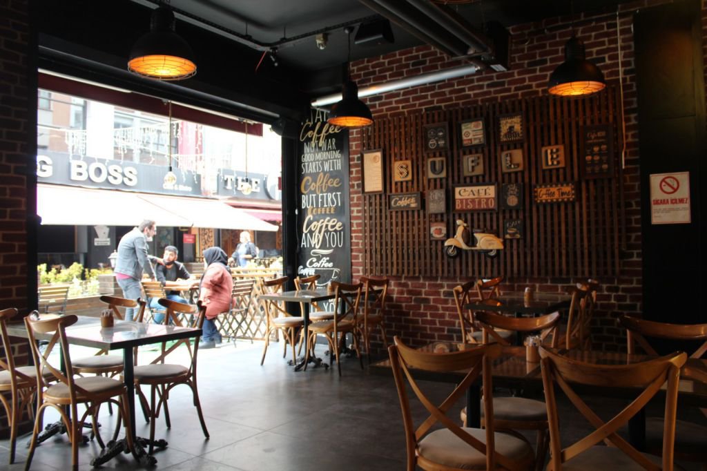 KAFE VE RESTORANLAR AÇILDI