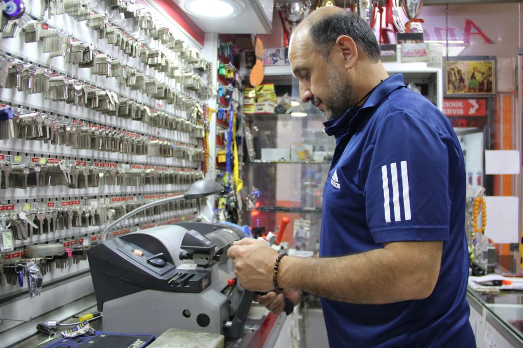 KAPINIZ EMİN ELLERDE