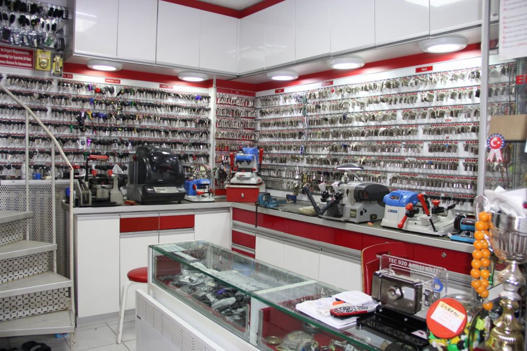 KAPINIZ EMİN ELLERDE