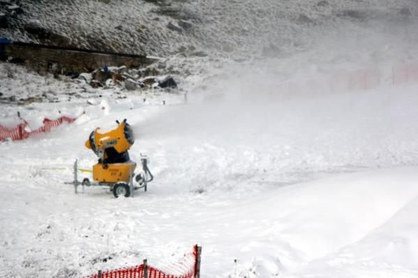 KAR KALINLIĞI 1 METREYİ BULDU