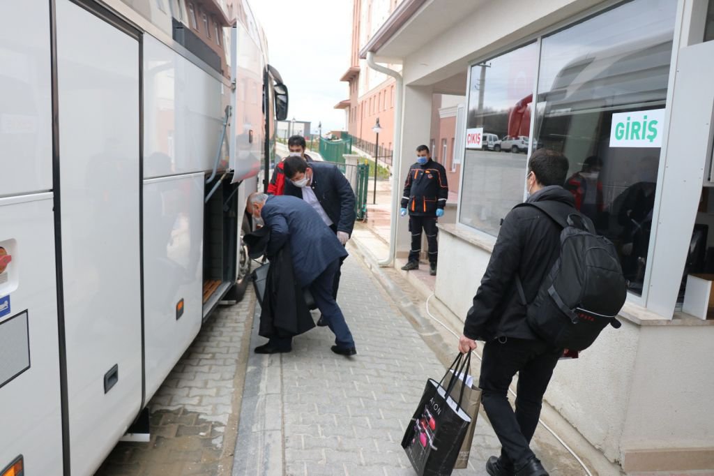 KARANTİNA SÜRESİ BİTENLER TAHLİYE OLDU