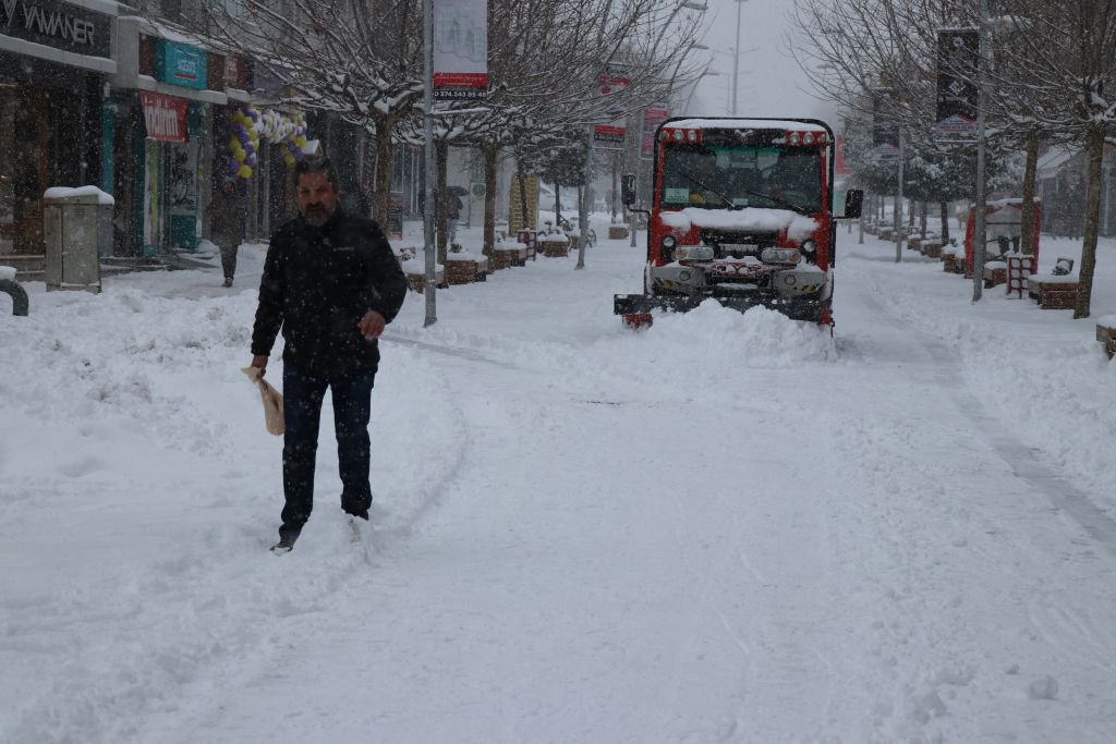 KENT MERKEZİ BEMBEYAZ