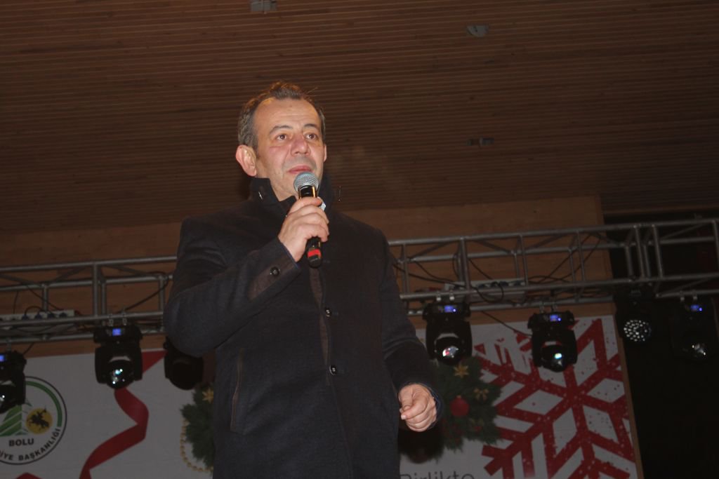 MUHTEŞEM BİR YILBAŞI KONSERİ