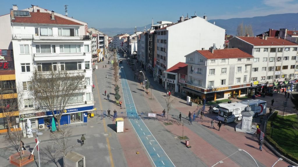 ÖNLEMLER İNSAN YOĞUNLUĞUNU AZALTTI