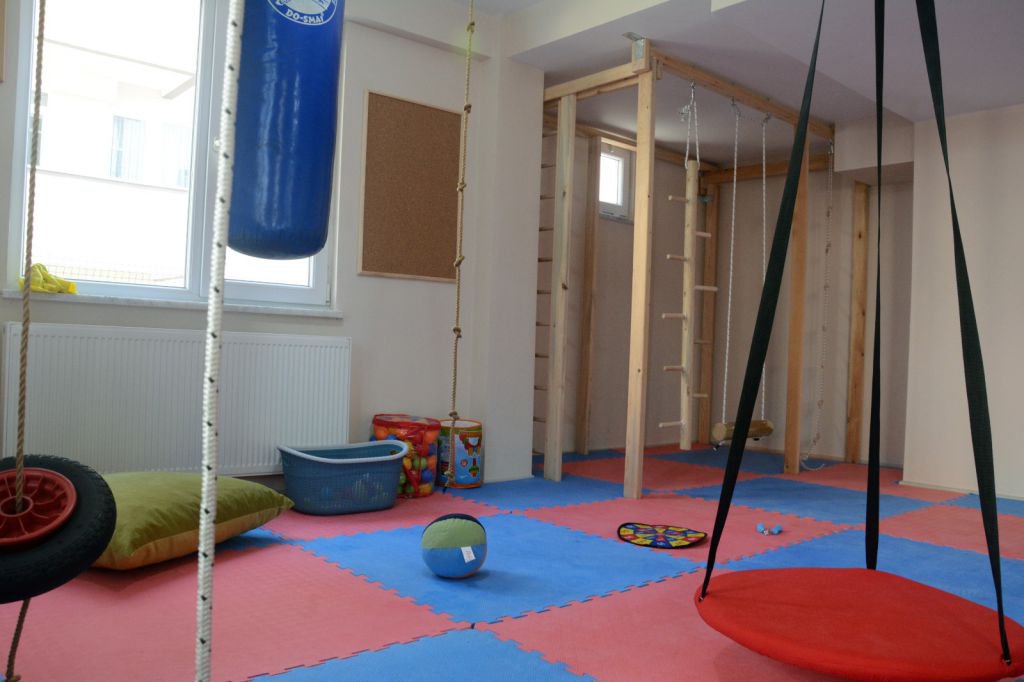 ÖZEL İZ AKADEMİ FAALİYETE BAŞLADI