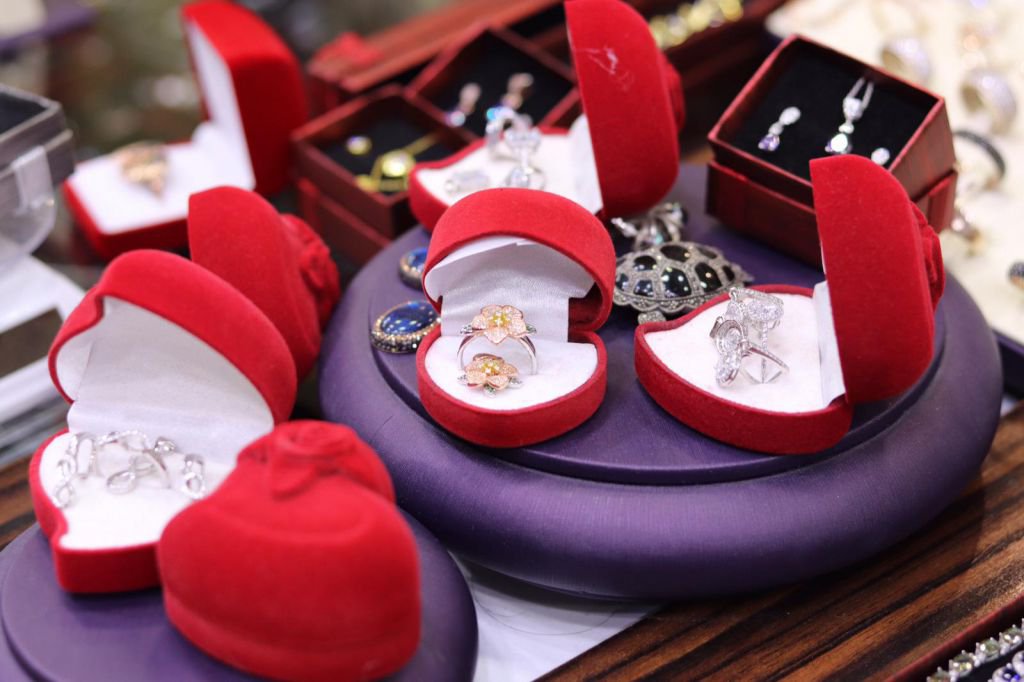 ÖZYAKUT GÜMÜŞÇÜLÜK'TEN MUHTEŞEM KAMPANYA