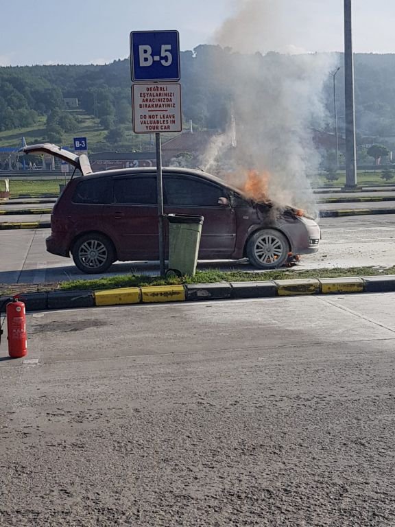 PARK HALİNDE ALEV ALDI