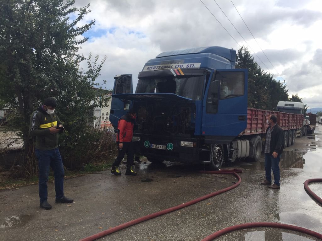 PARK HALİNDEYKEN ALEV ALDI