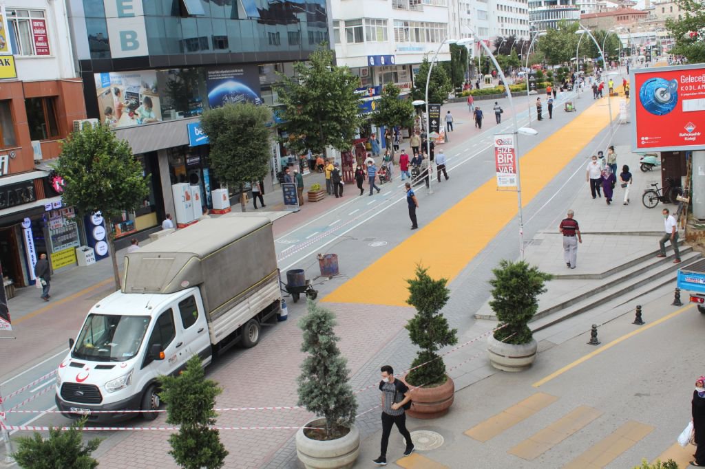 SARI YOL HİZMETE GİRİYOR