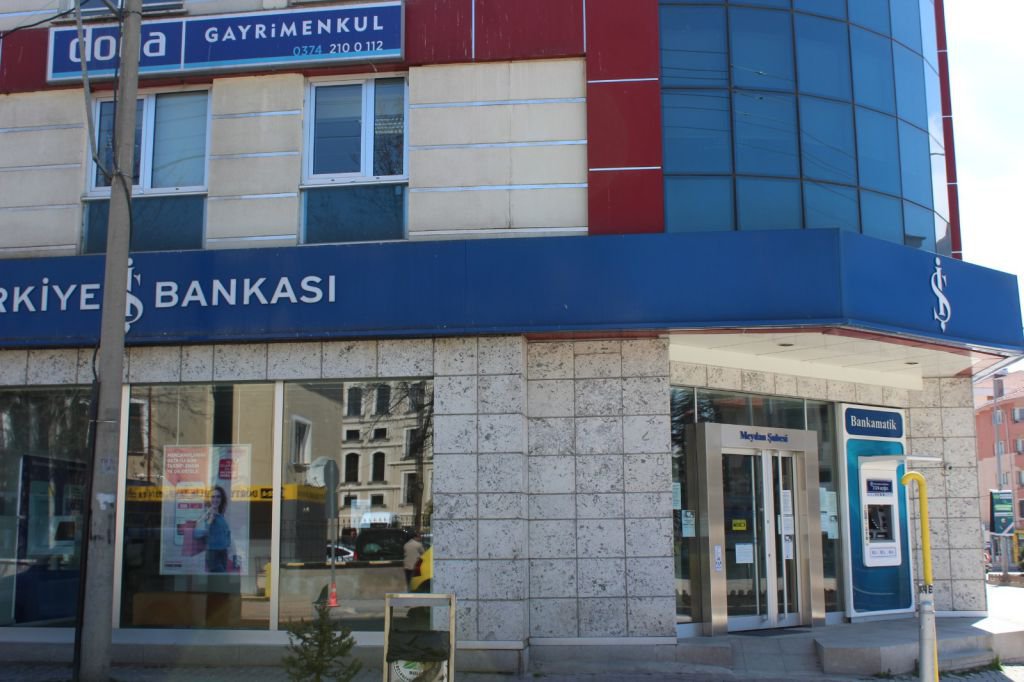 TABLO HİÇ ŞAŞIRTMADI..