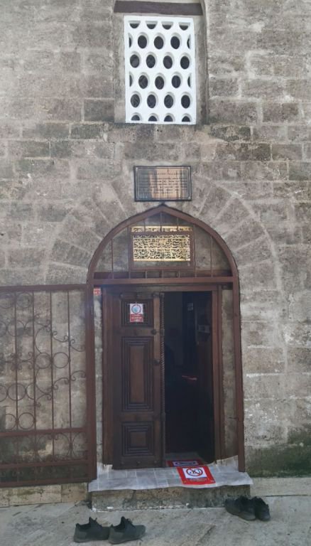 TEPKİ ÇEKEN TENTE SÖKÜLDÜ !