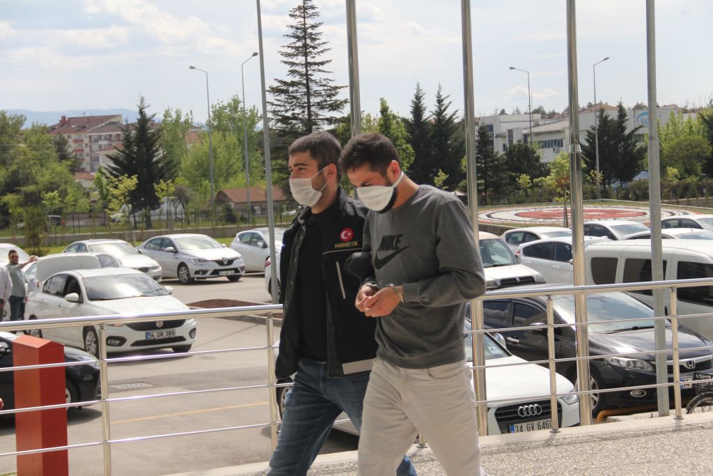 UYUŞTURUCU MADDEYLE YAKALANDILAR