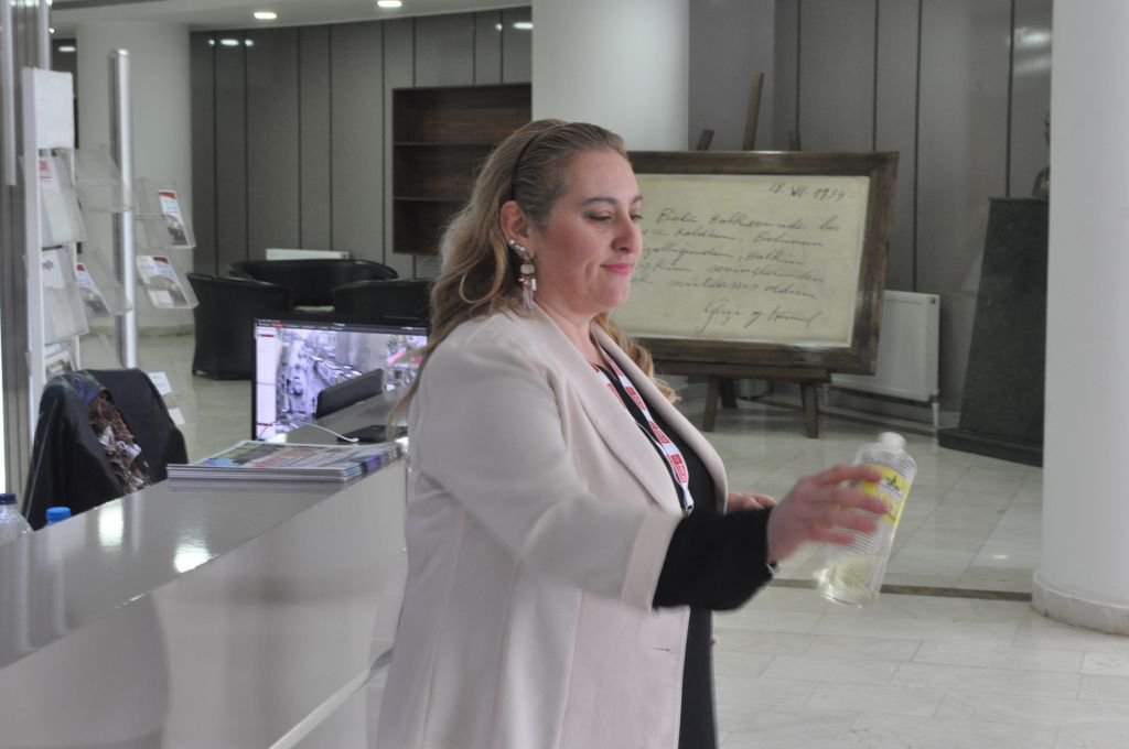 VATANDAŞLARIN ATEŞİNİ ÖLÇÜYOR