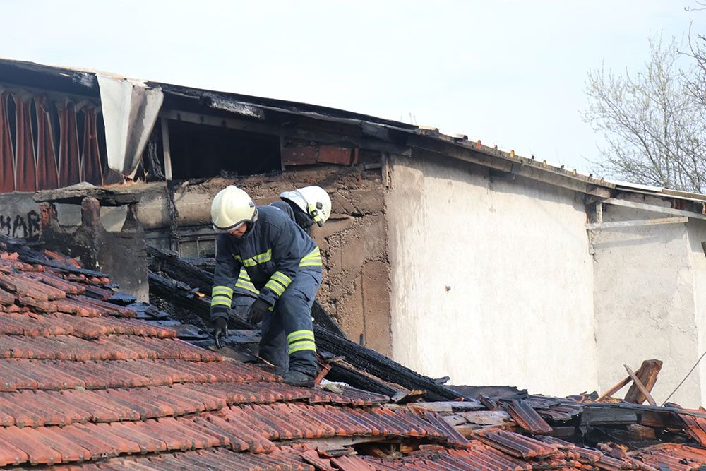 YANGIN PANİK YARATTI