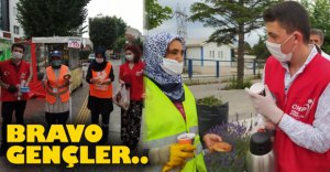 CHP'Lİ GENÇLERDEN İNCE DAVRANIŞ