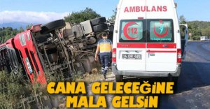 ODUN YÜKLÜ TIR DEVRİLDİ