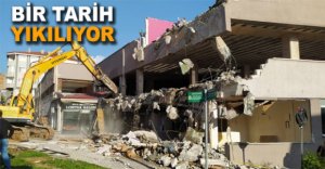 BİR TARİH YIKILIYOR..