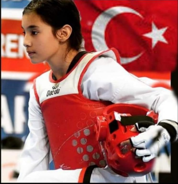 13 YAŞINDAKİ EZGİ’NİN BÜYÜK BAŞARISI