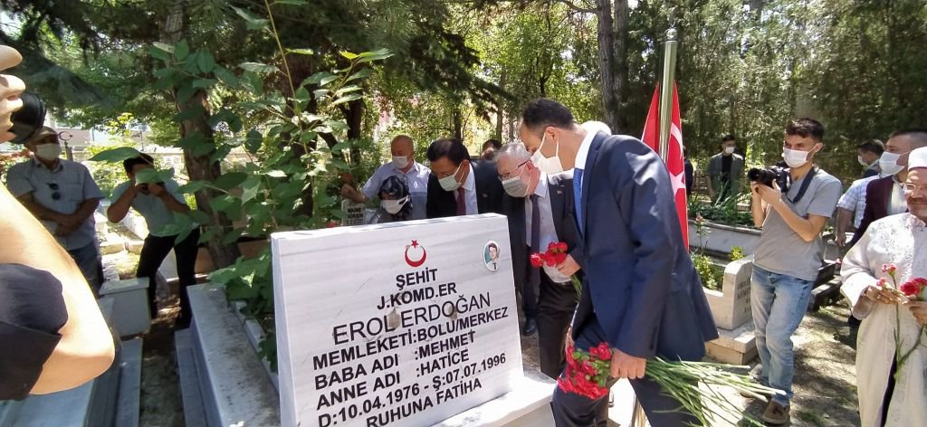 15 TEMMUZ ŞEHİTLERİ DUALARLA ANILDI