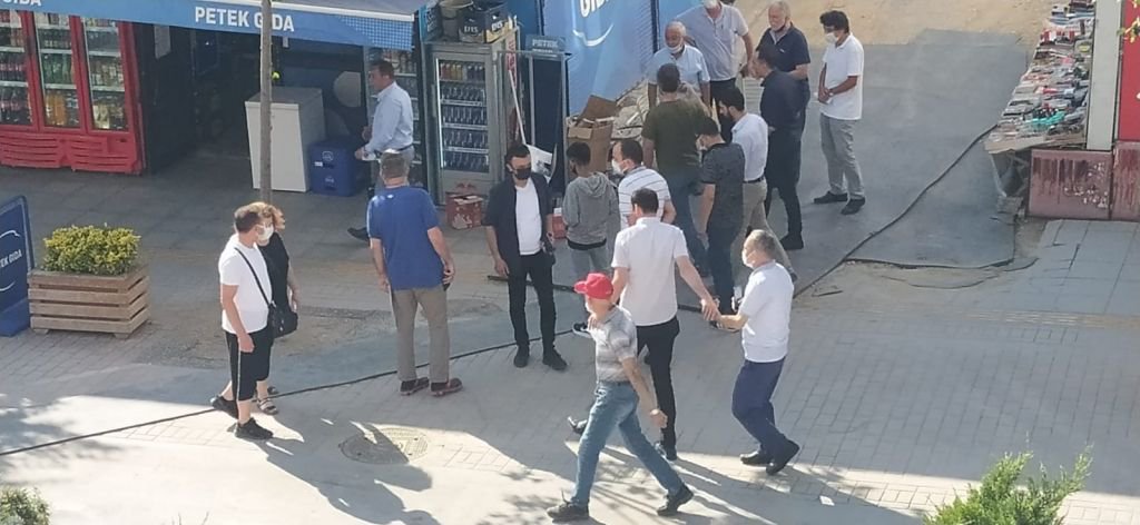 BAŞKAN ÖZCAN CADDEYE İNDİ...