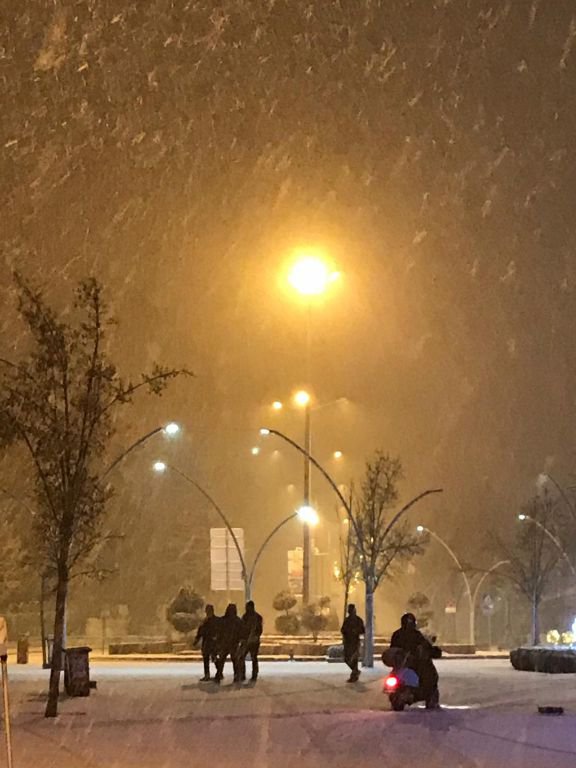 BEKLENEN KAR SONUNDA GELDİ...