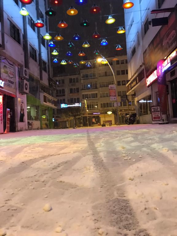 BEKLENEN KAR SONUNDA GELDİ...