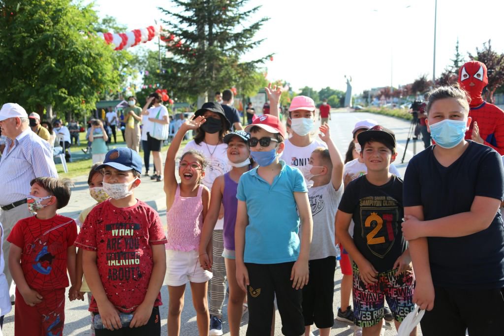 BOLU'DA 25 YENİ PARK HİZMETE AÇILDI