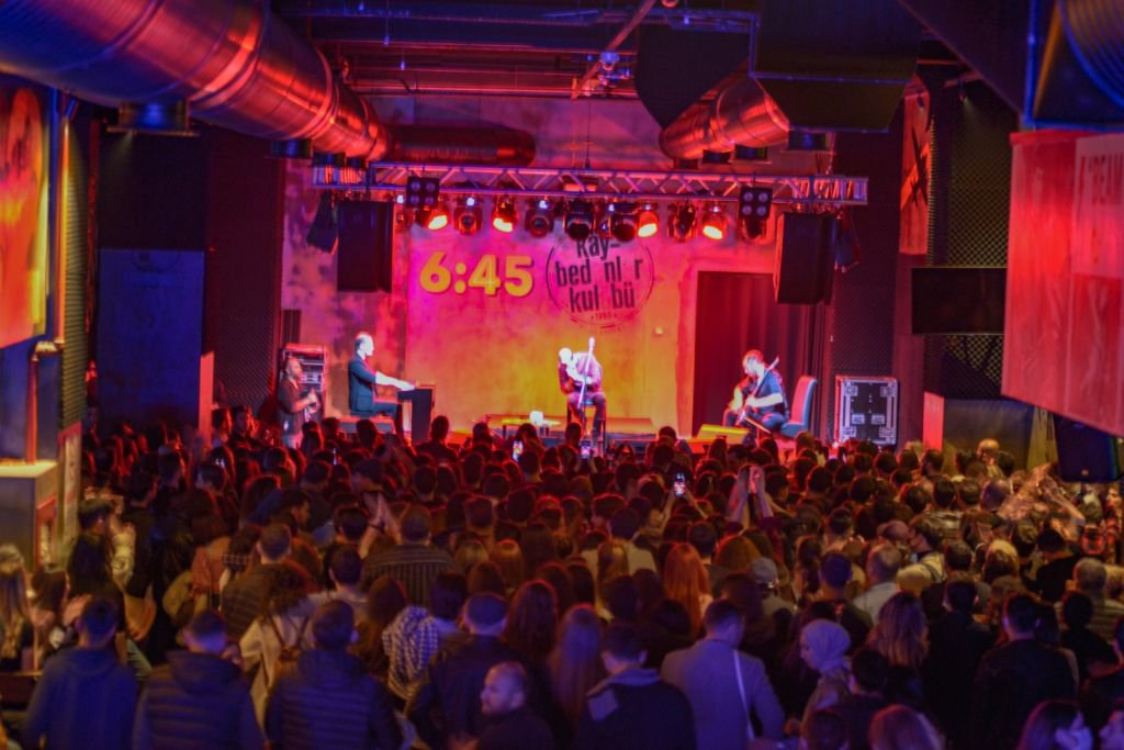 BOLU'DA CEM ADRİAN RÜZGARI