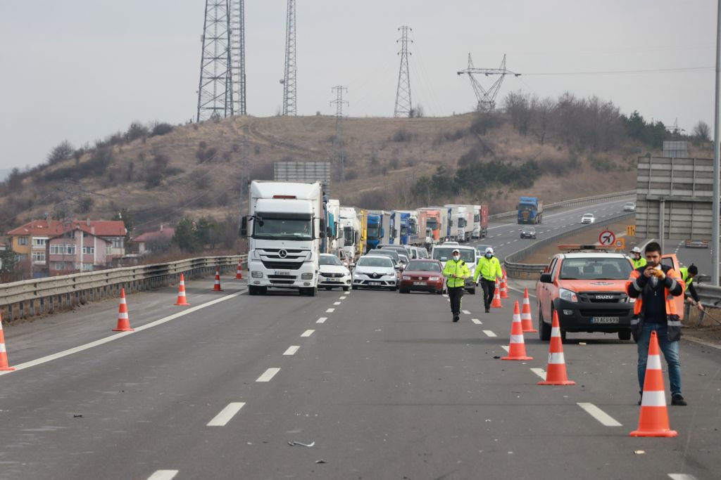 BOLU'DA ZİNCİRLEME KAZA