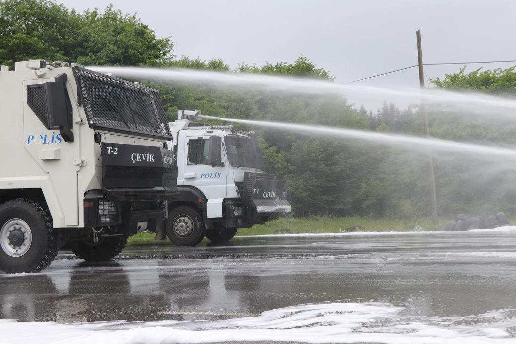 ÇEVİK KUVVET GÖVDE GÖSTERİSİ YAPTI