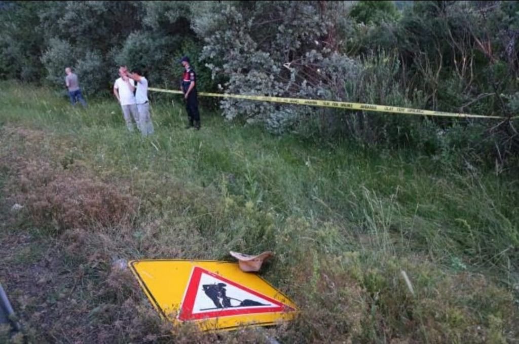 DÜĞÜNE GİDERKEN CANINDAN OLDU