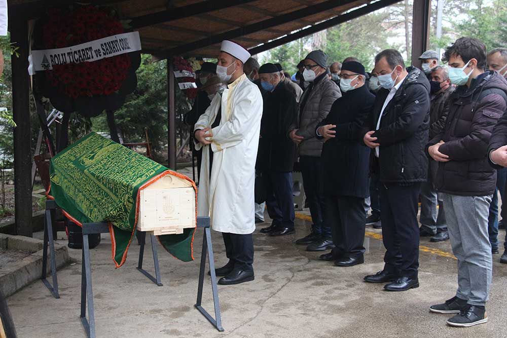 EFSANE İSİM EBEDİYETE UĞURLANDI