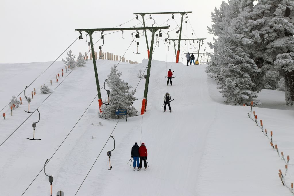 EN FAZLA KAR KALINLIĞI KARTALKAYA’DA ÖLÇÜLDÜ