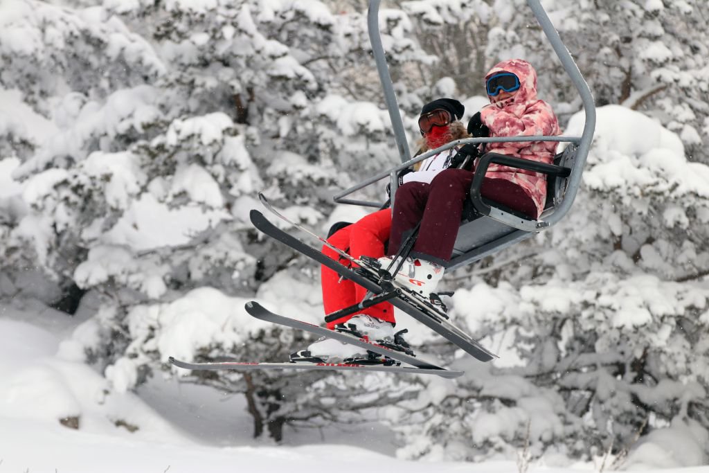 EN FAZLA KAR KALINLIĞI KARTALKAYA’DA ÖLÇÜLDÜ