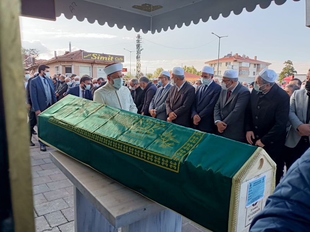 ERBAŞ BOLU'DA CENAZEYE KATILDI