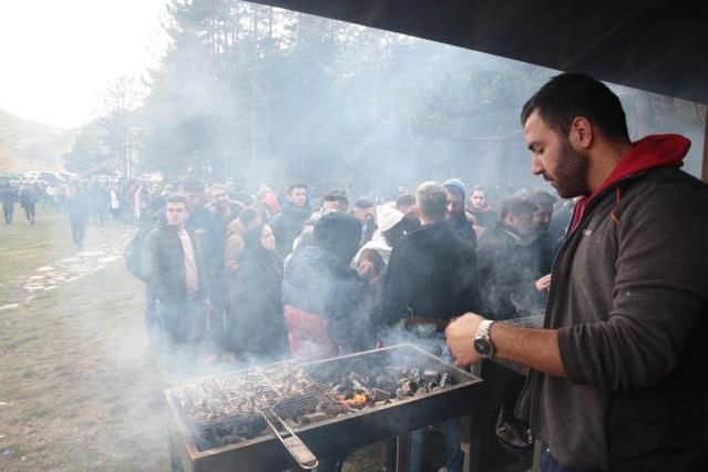 HAMSİ FESTİVALİ’NDE 2 TON BALIK TÜKETİLDİ