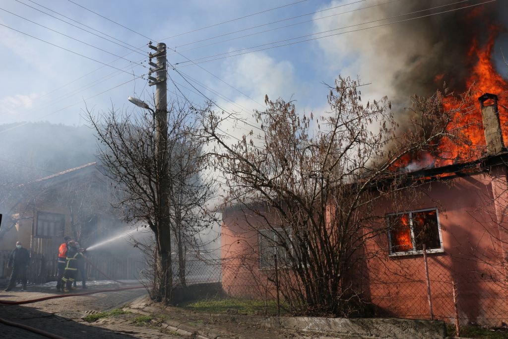 İTFAYE ERİ ÖLÜMDEN DÖNDÜ