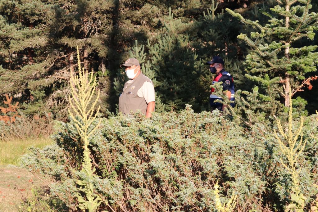 JANDARMA ORMANLARDA KUŞ UÇURTMUYOR