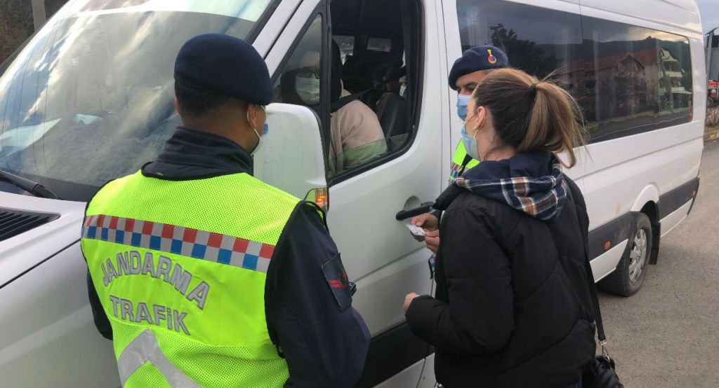 JANDARMADAN YOLCU KILIĞINDA DENETİM