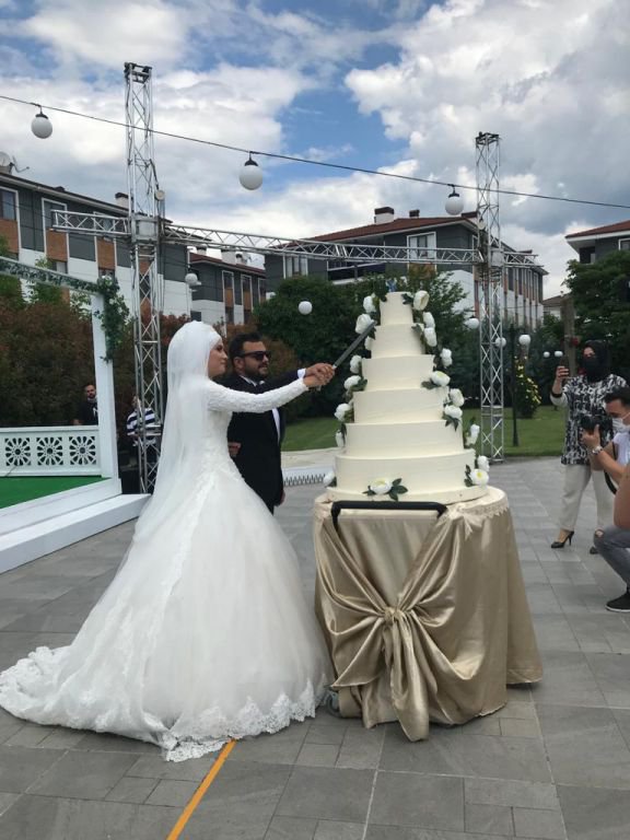 MUTLULUK SİZİNLE OLSUN