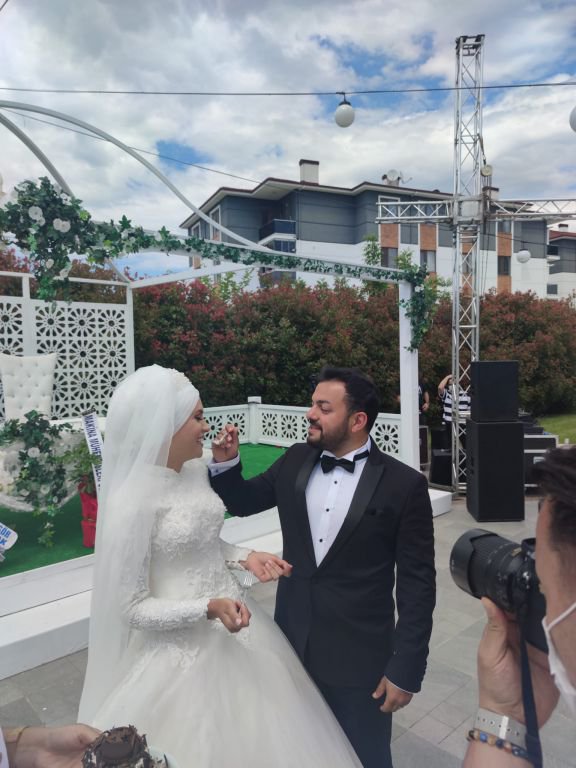 MUTLULUK SİZİNLE OLSUN