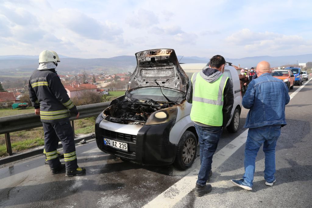 SEYİR HALİNDEYKEN ALEV ALDI