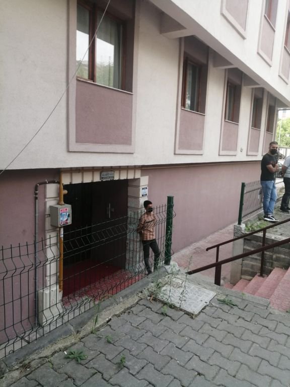 TEK YAŞAYAN KADINDAN HABER ALINAMADI